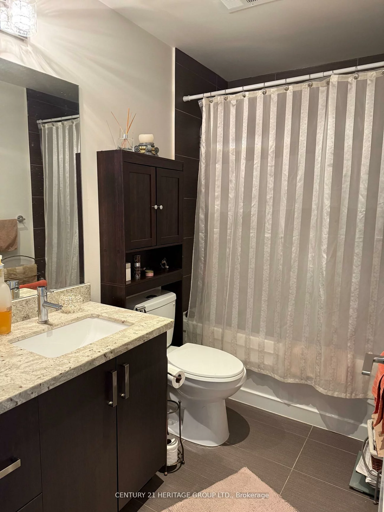 7608, Yonge, Crestwood-Springfarm-Yorkhill, Vaughan