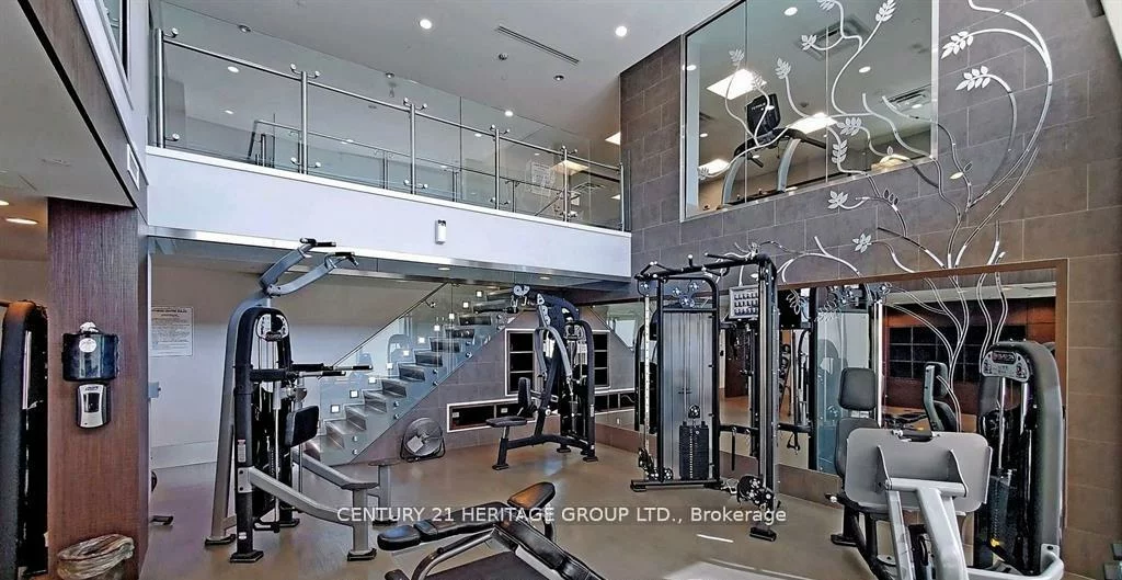 7608, Yonge, Crestwood-Springfarm-Yorkhill, Vaughan