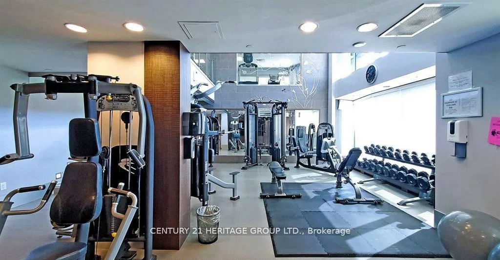 7608, Yonge, Crestwood-Springfarm-Yorkhill, Vaughan