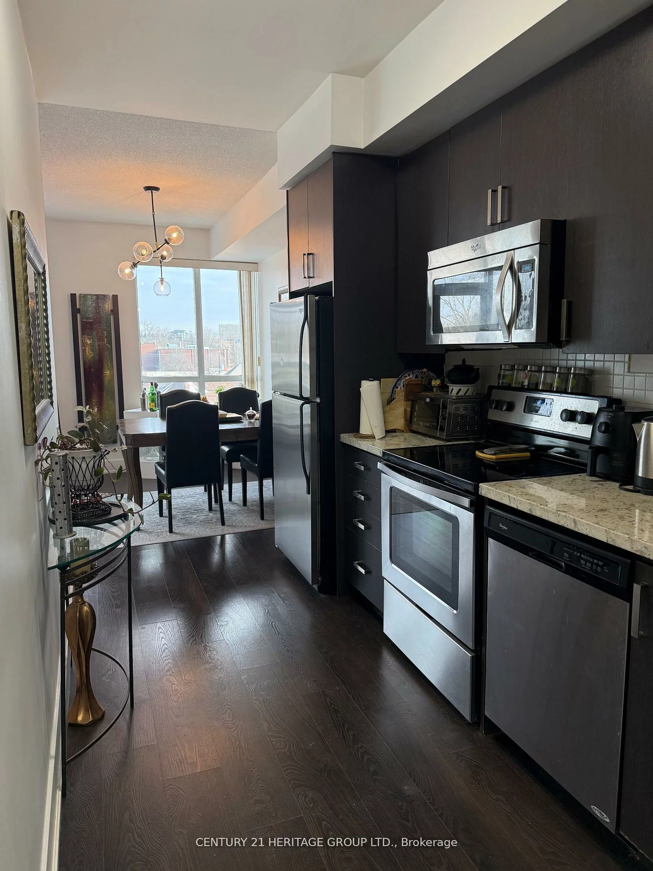 7608, Yonge, Crestwood-Springfarm-Yorkhill, Vaughan