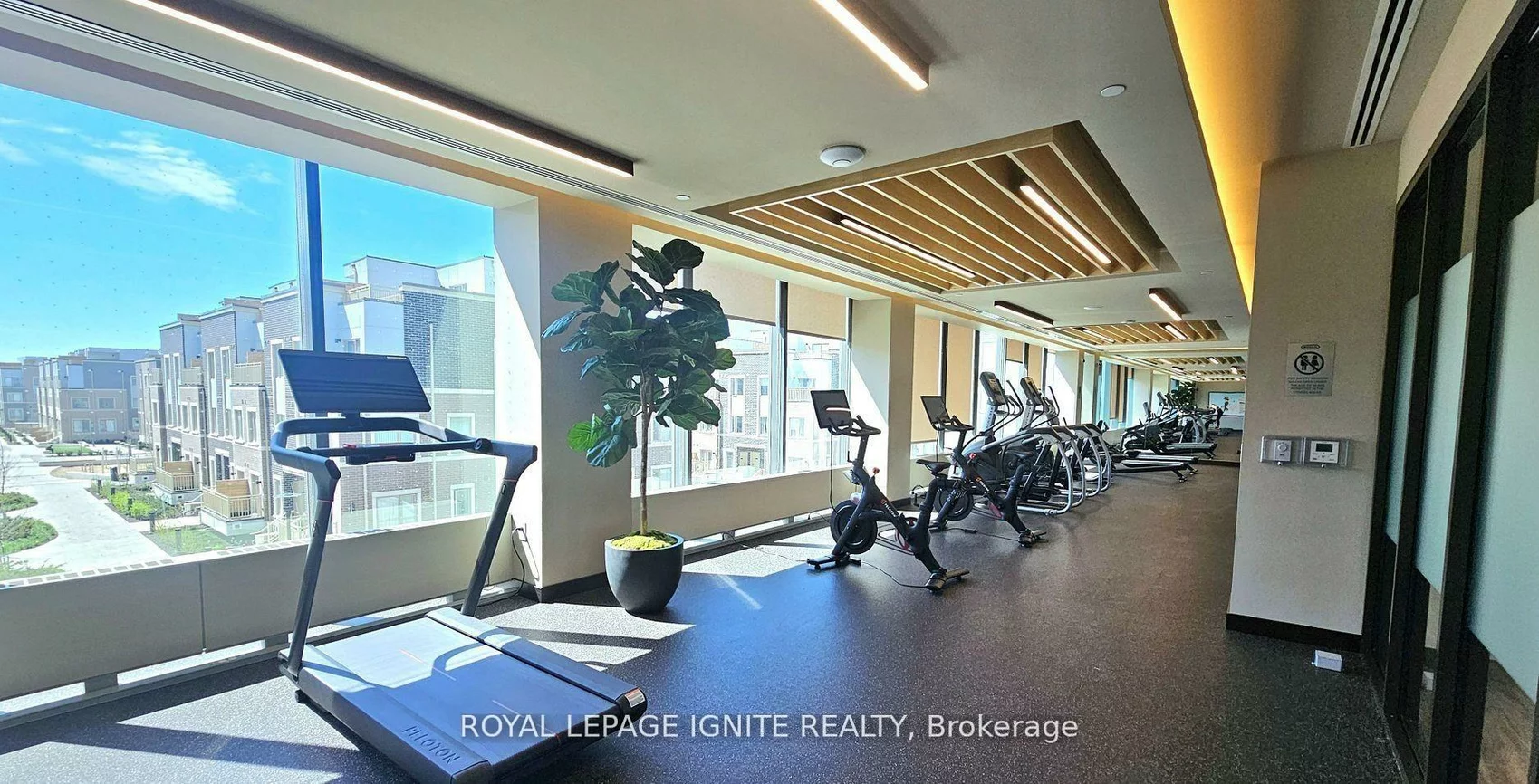 10, Honeycrisp, Vaughan Corporate Centre, Vaughan