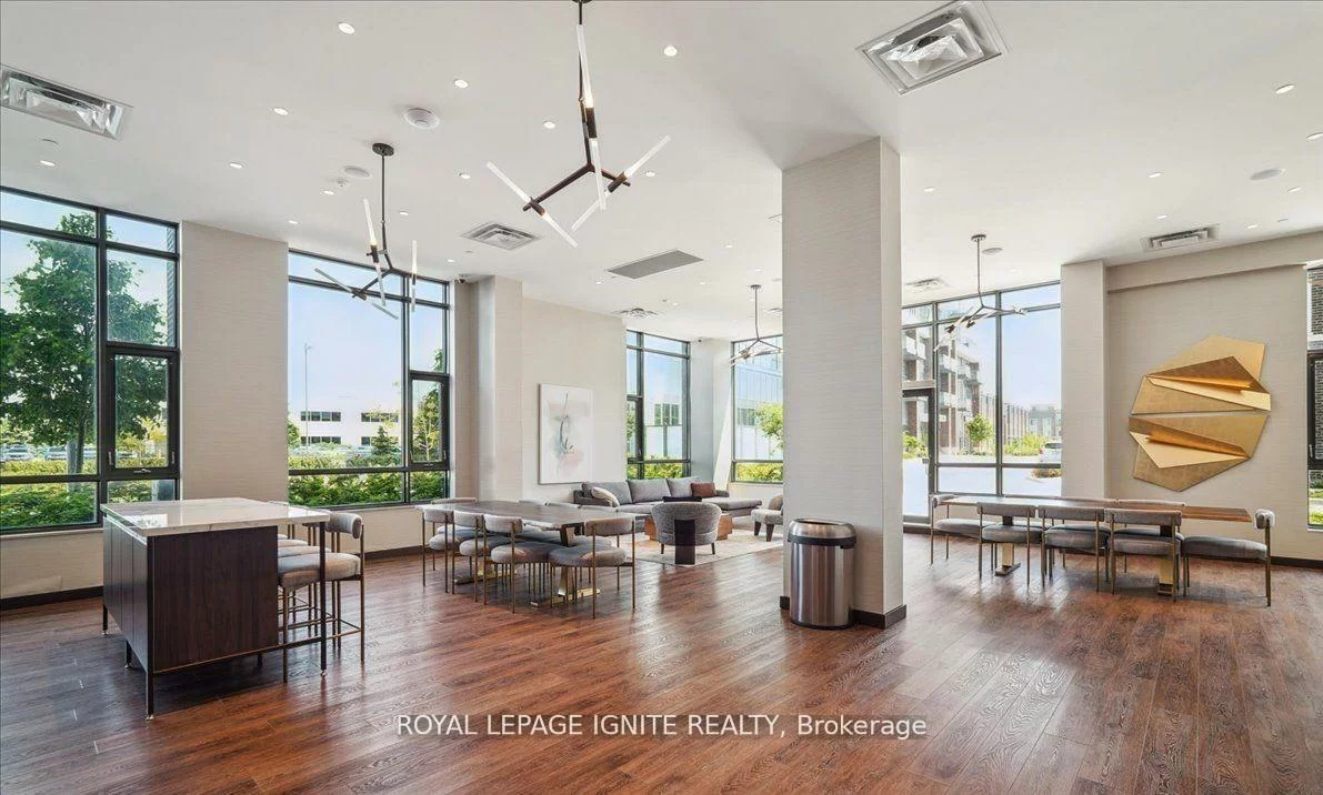 10, Honeycrisp, Vaughan Corporate Centre, Vaughan