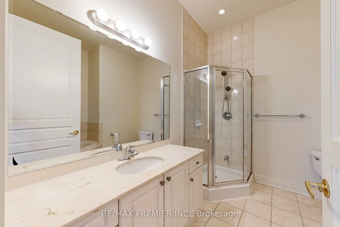 9225, Jane, Maple, Vaughan
