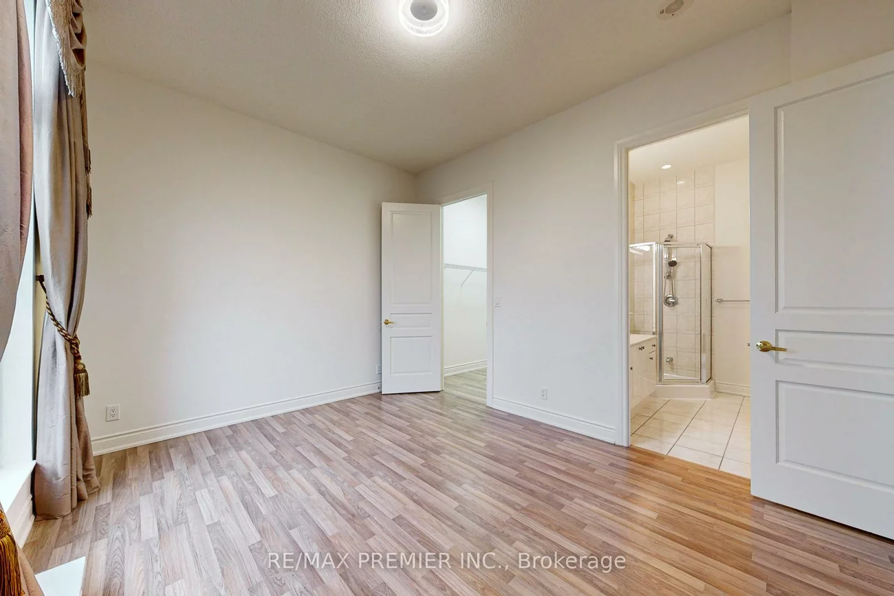 9225, Jane, Maple, Vaughan