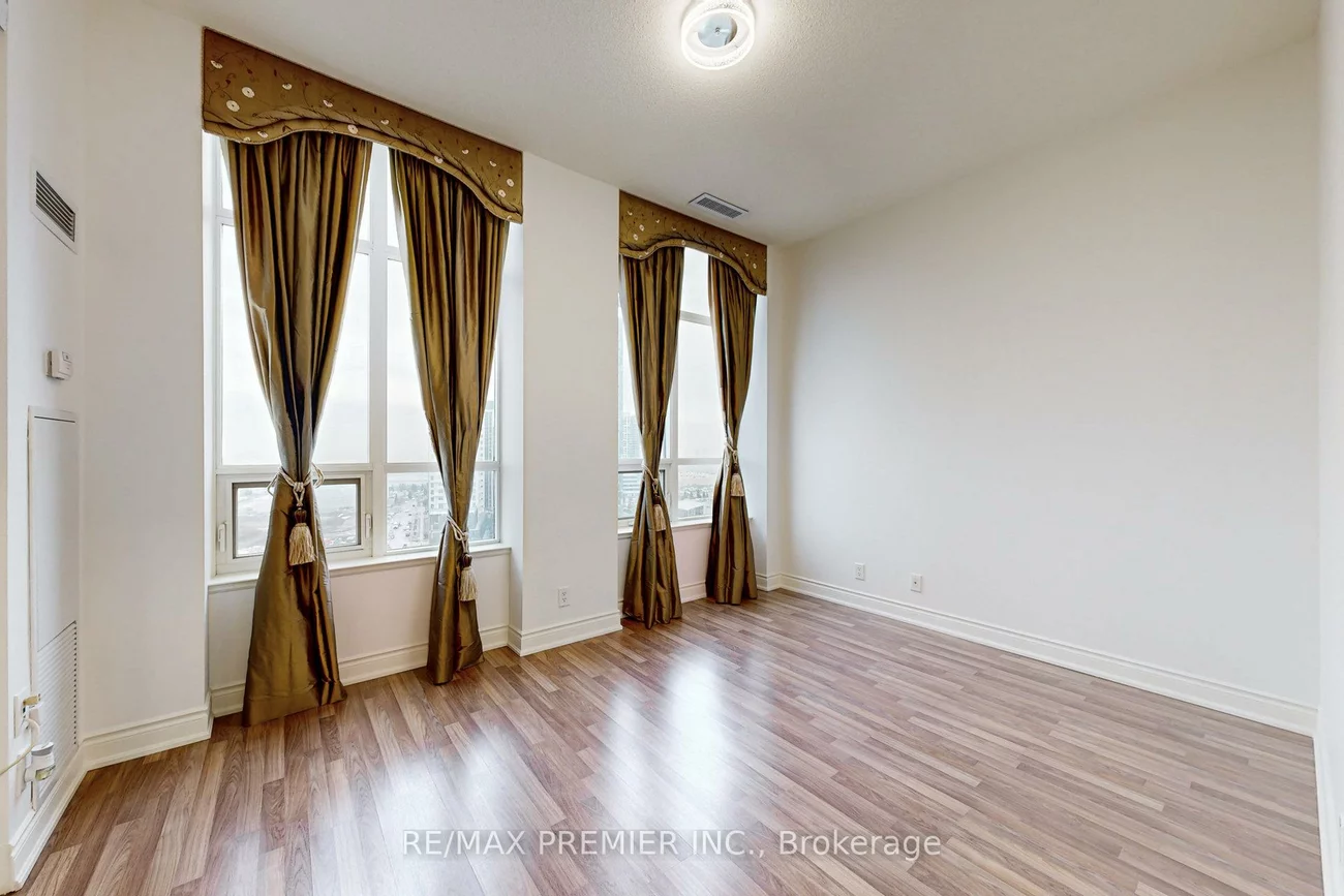 9225, Jane, Maple, Vaughan