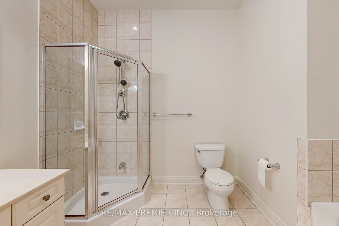 9225, Jane, Maple, Vaughan