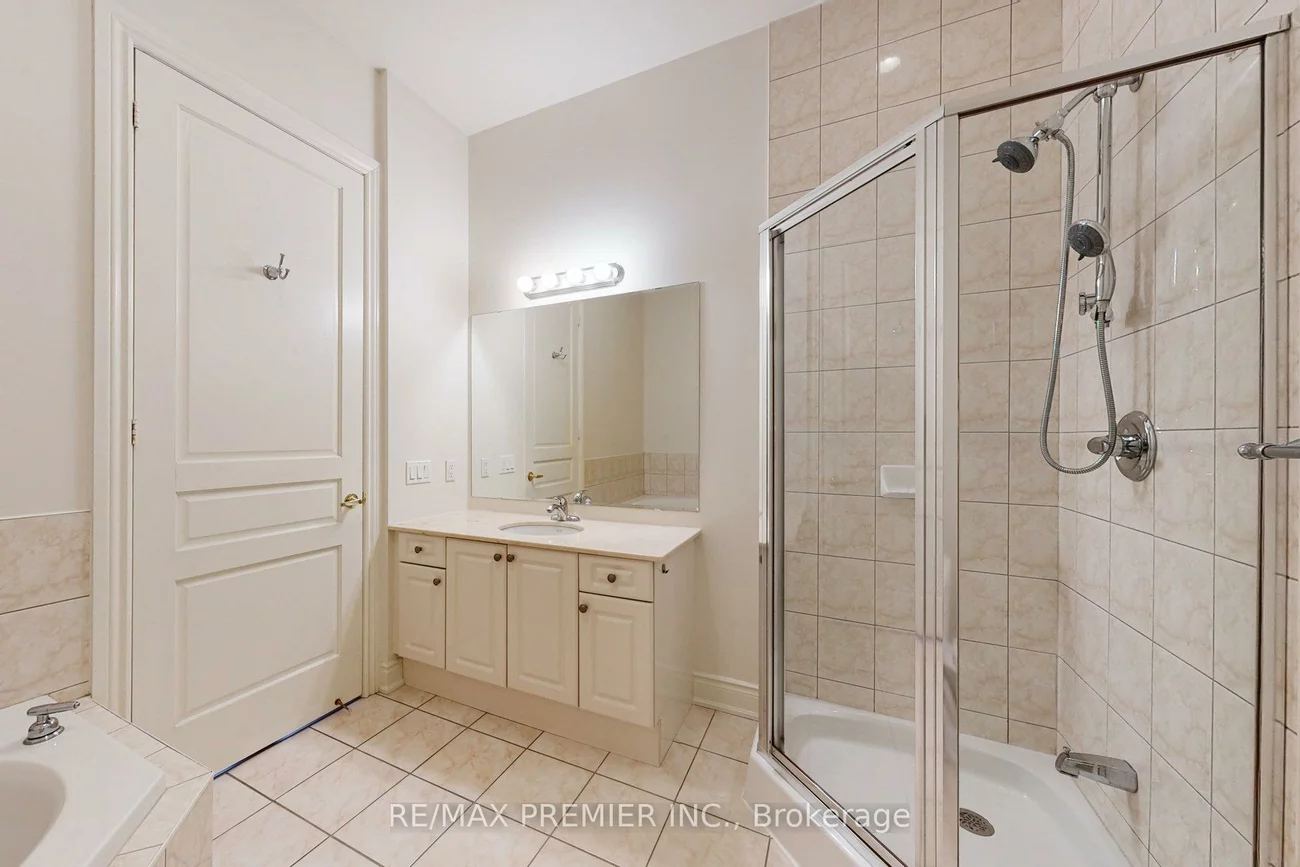 9225, Jane, Maple, Vaughan