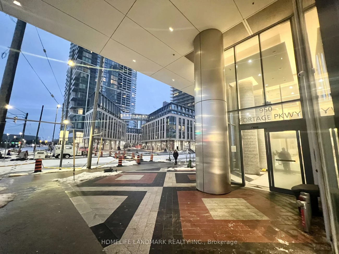 950, Portage, Vaughan Corporate Centre, Vaughan