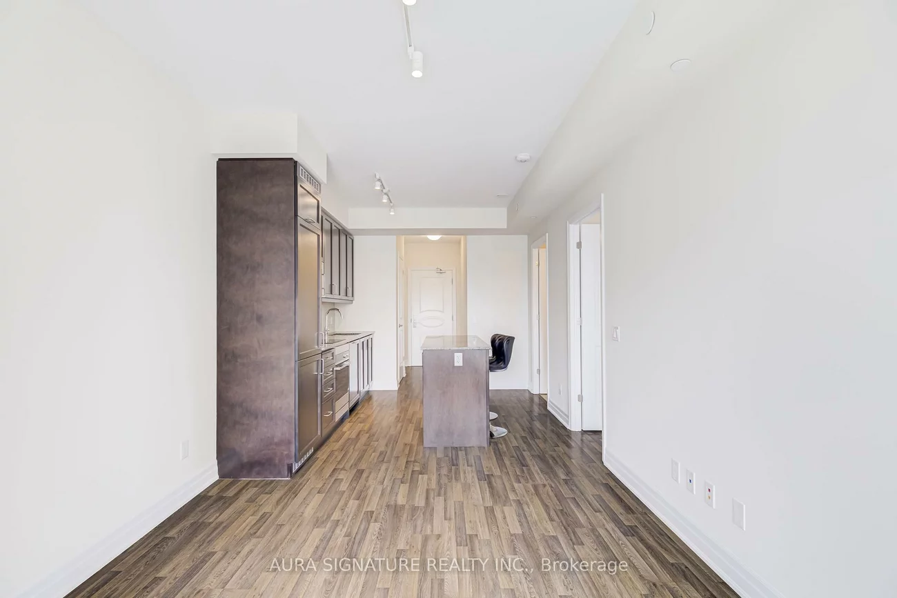 9085, Jane, Concord, Vaughan