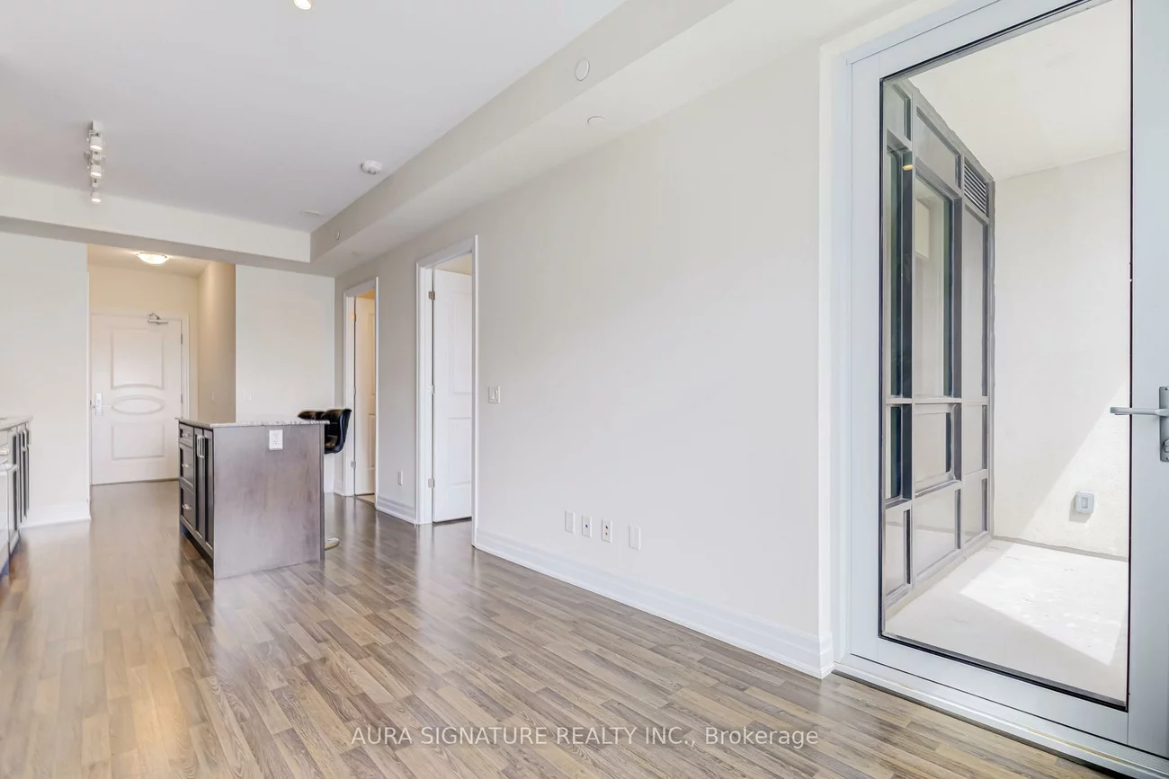 9085, Jane, Concord, Vaughan