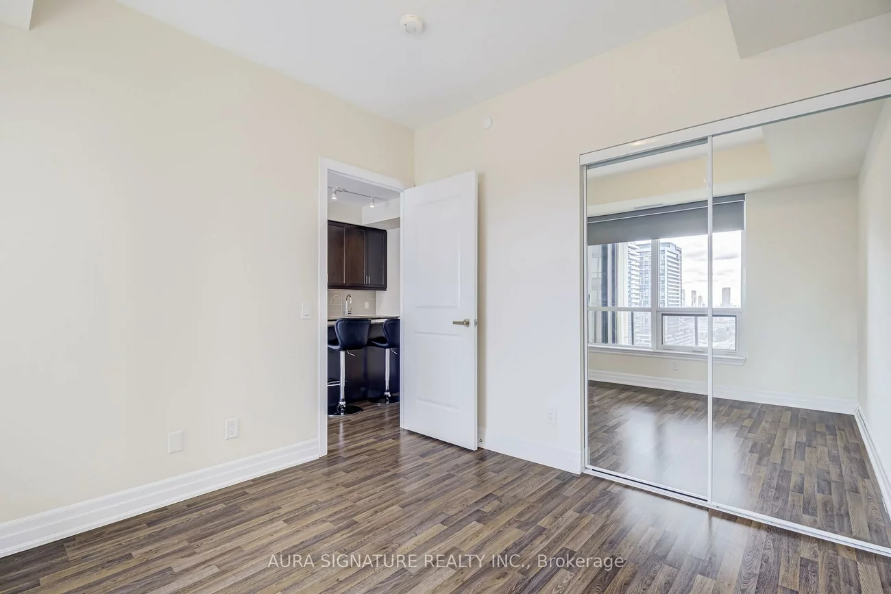 9085, Jane, Concord, Vaughan