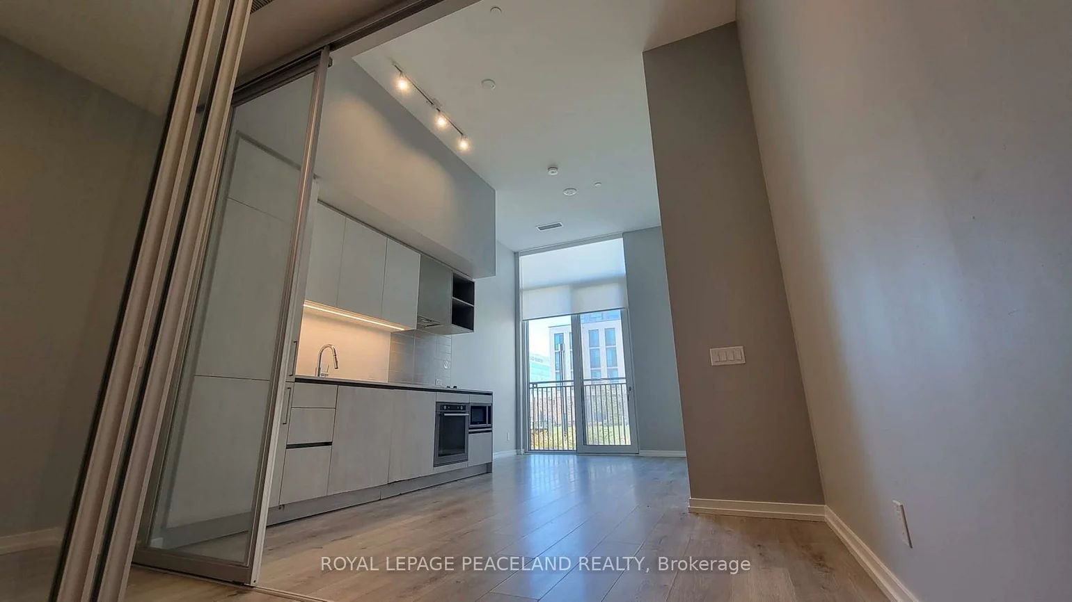 7890, Jane, Vaughan Corporate Centre, Vaughan