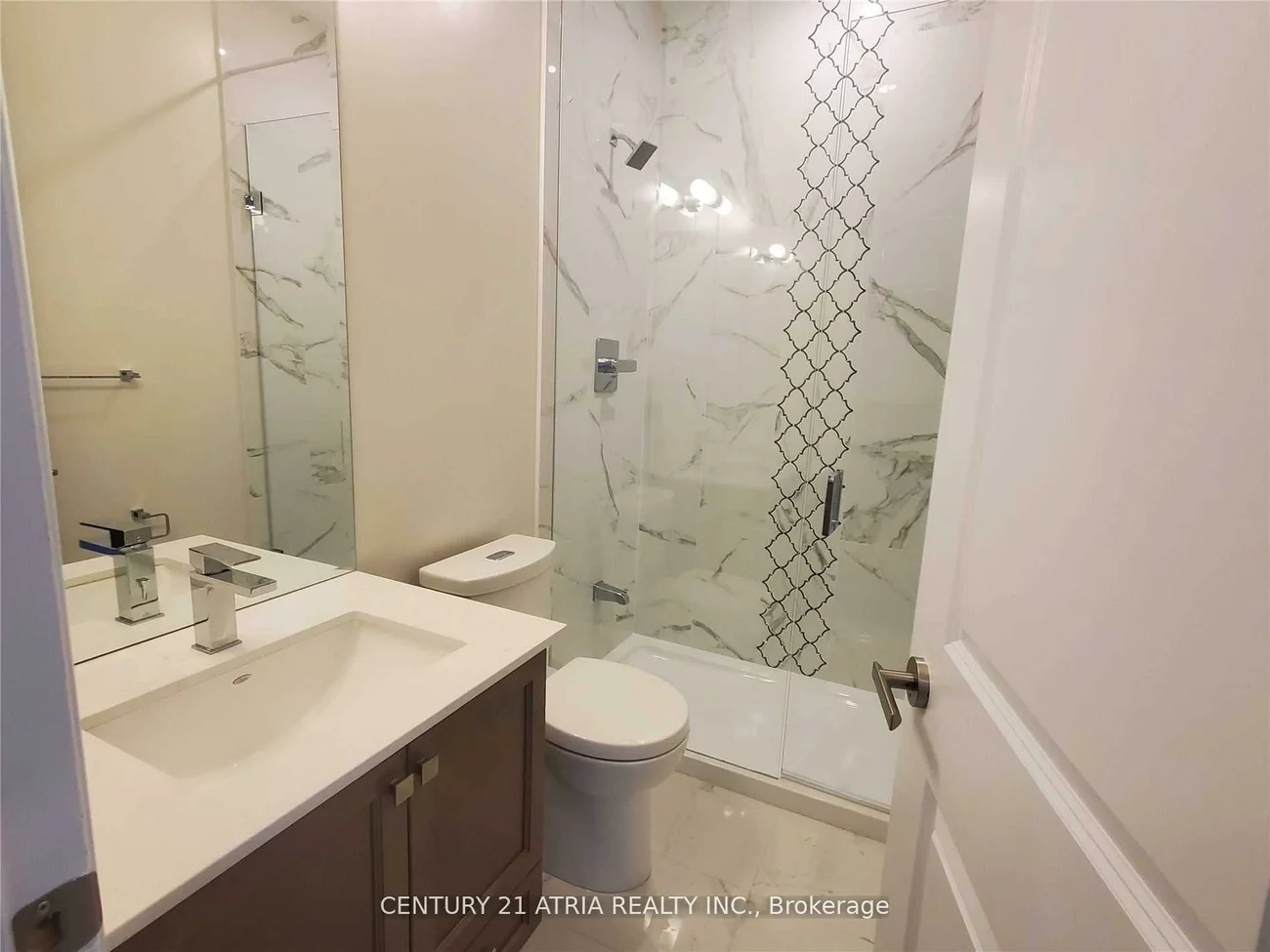 9085, Jane, Concord, Vaughan