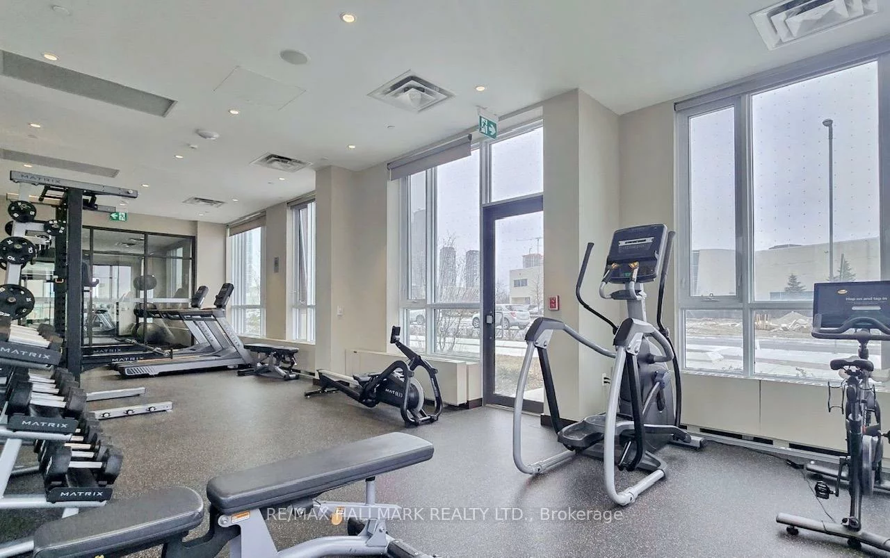 60, Honeycrisp, Vaughan Corporate Centre, Vaughan