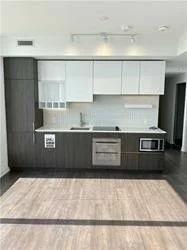 898, Portage, Vaughan Corporate Centre, Vaughan