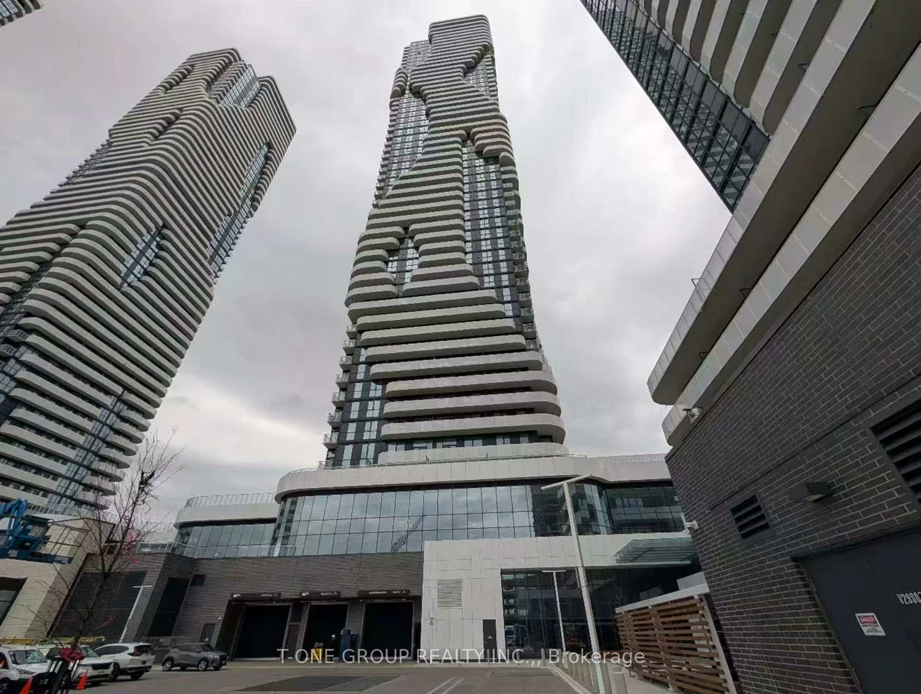 8, Interchange, Vaughan Corporate Centre, Vaughan