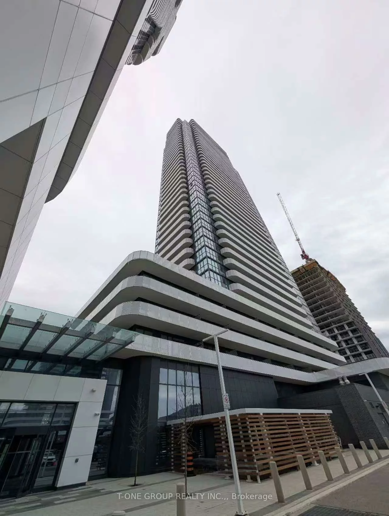 8, Interchange, Vaughan Corporate Centre, Vaughan