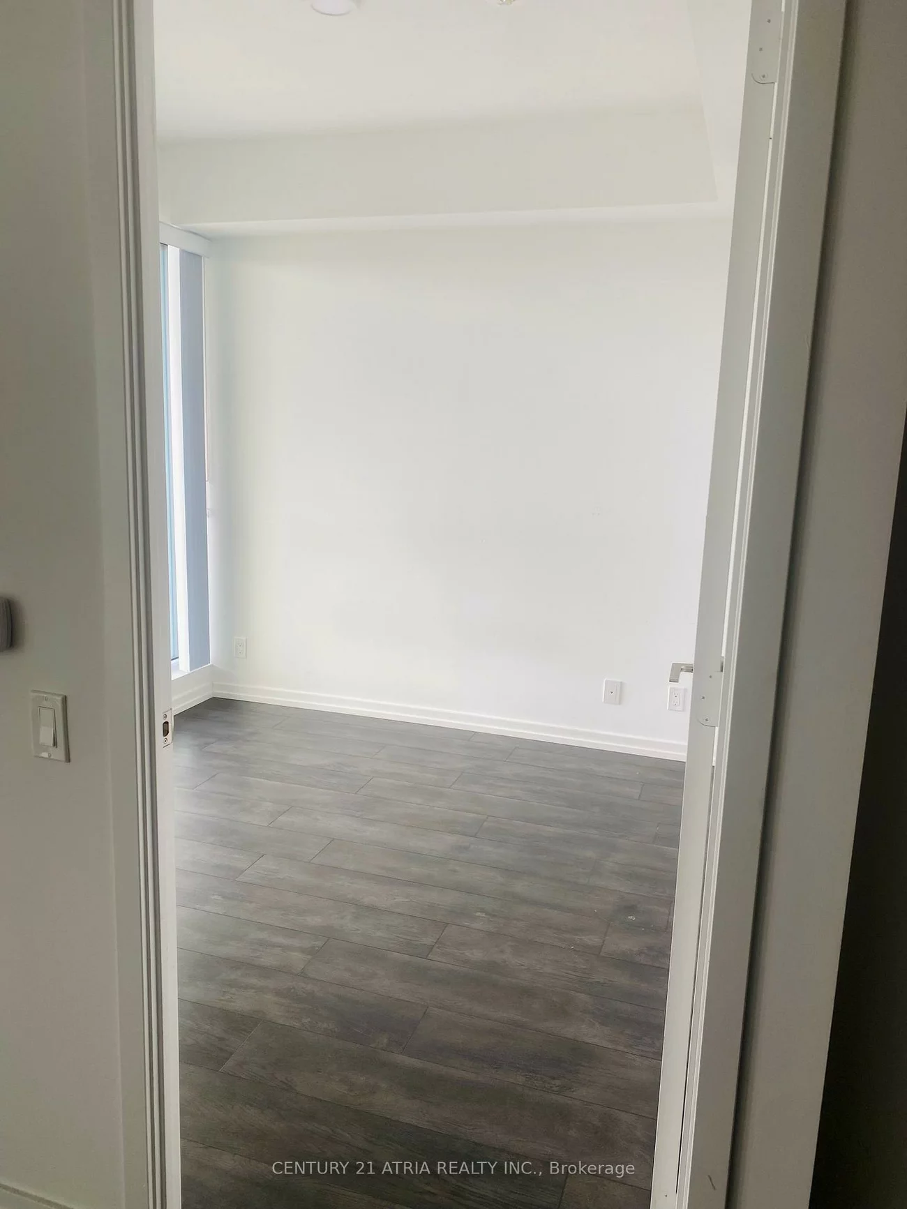 1000, Portage, Vaughan Corporate Centre, Vaughan