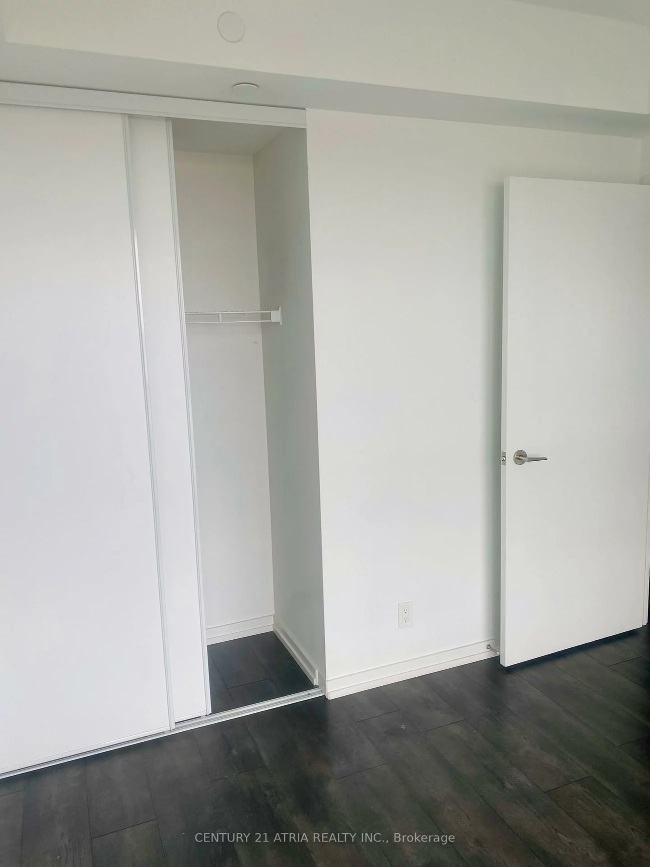 1000, Portage, Vaughan Corporate Centre, Vaughan