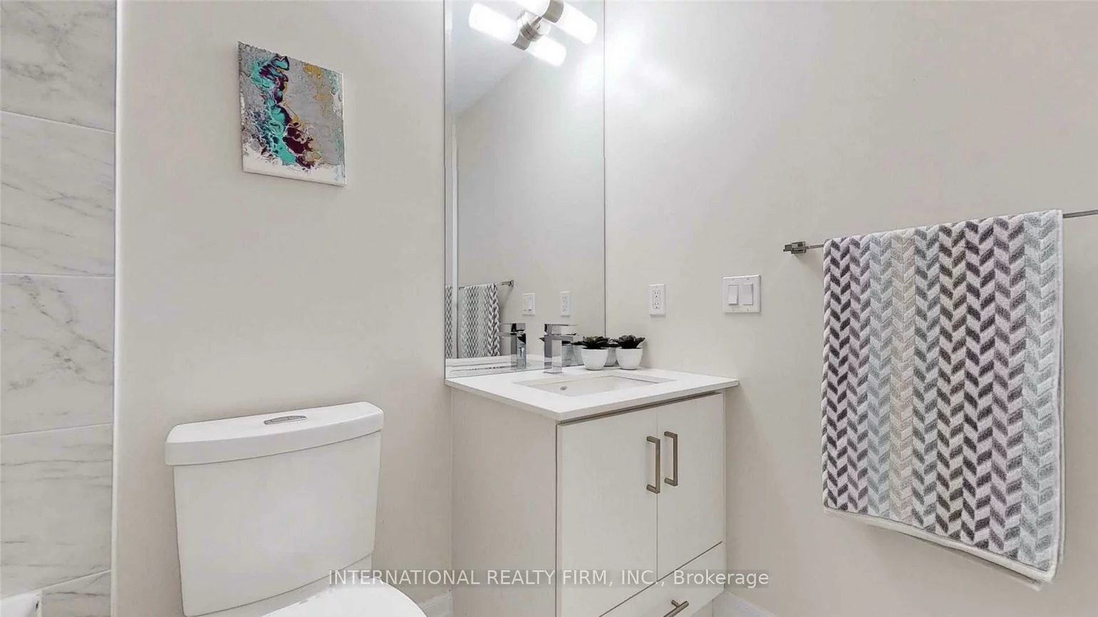 9085, Jane, Concord, Vaughan