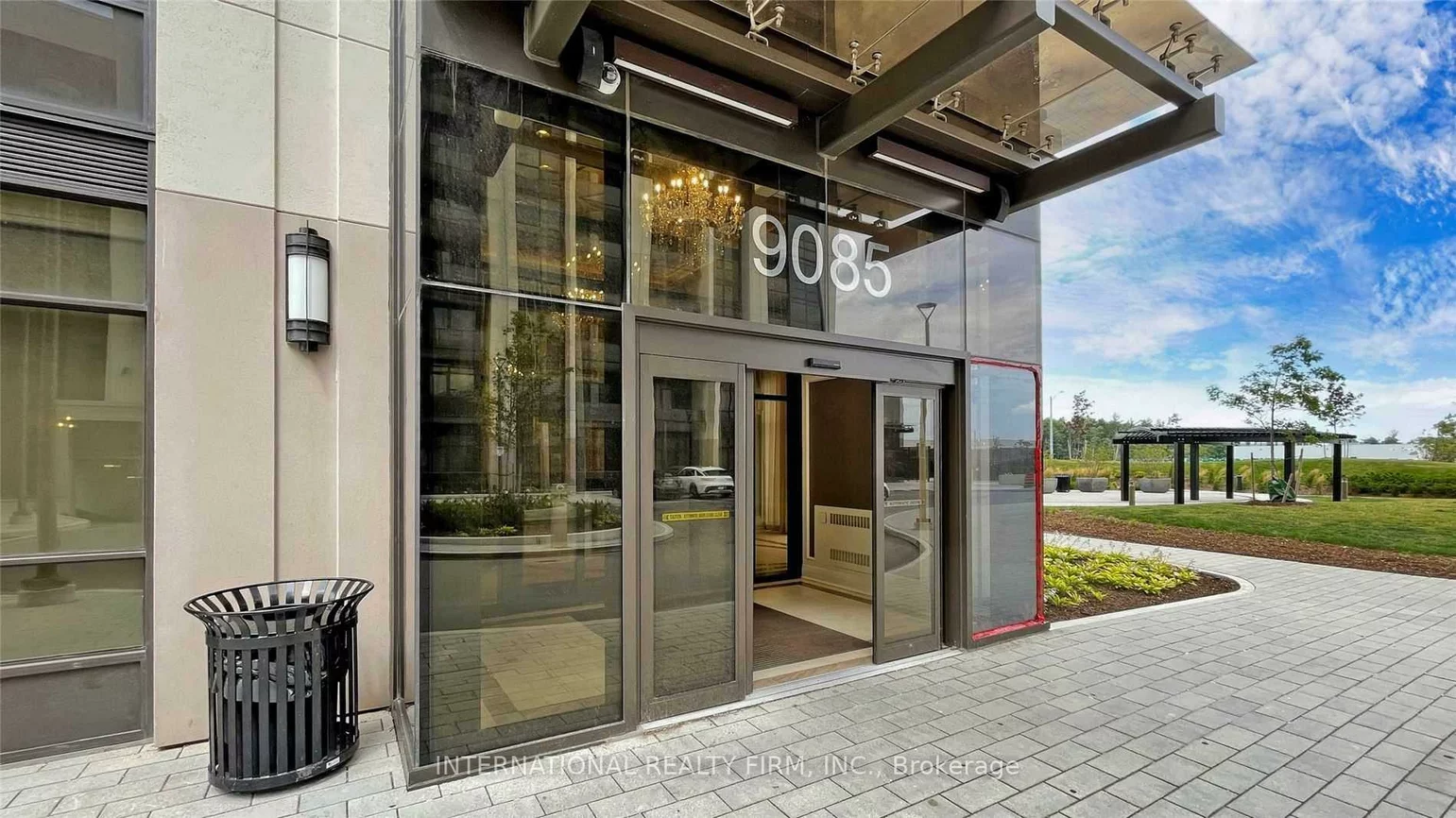 9085, Jane, Concord, Vaughan