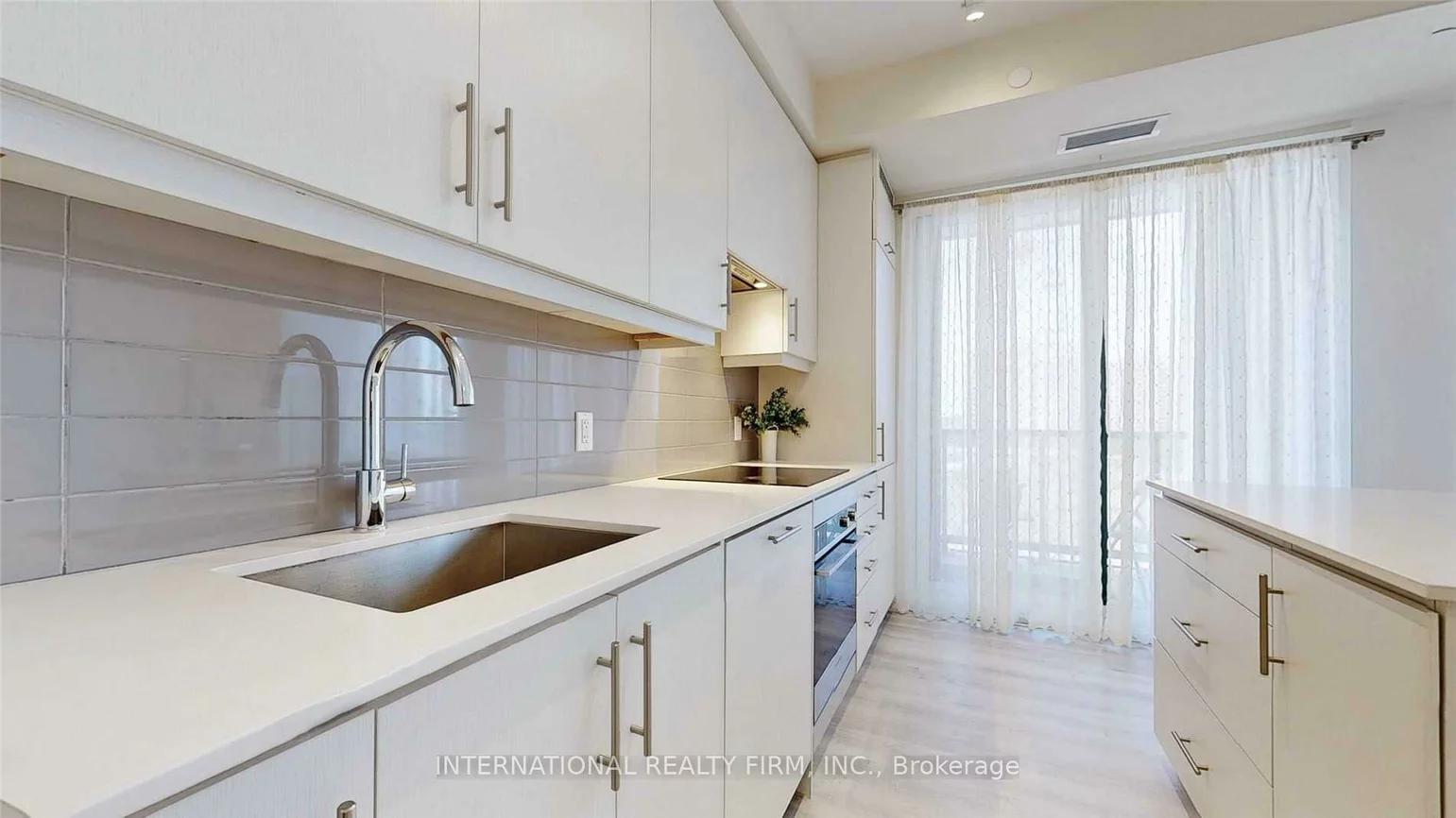 9085, Jane, Concord, Vaughan