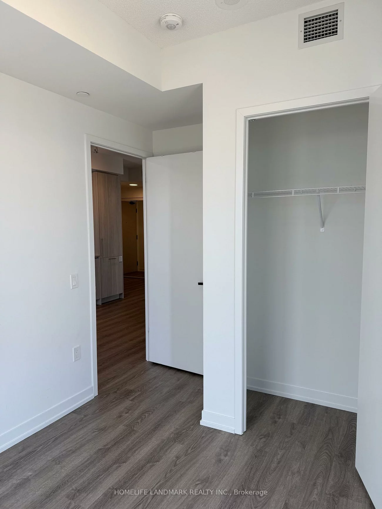 195, Commerce, Vaughan Corporate Centre, Vaughan