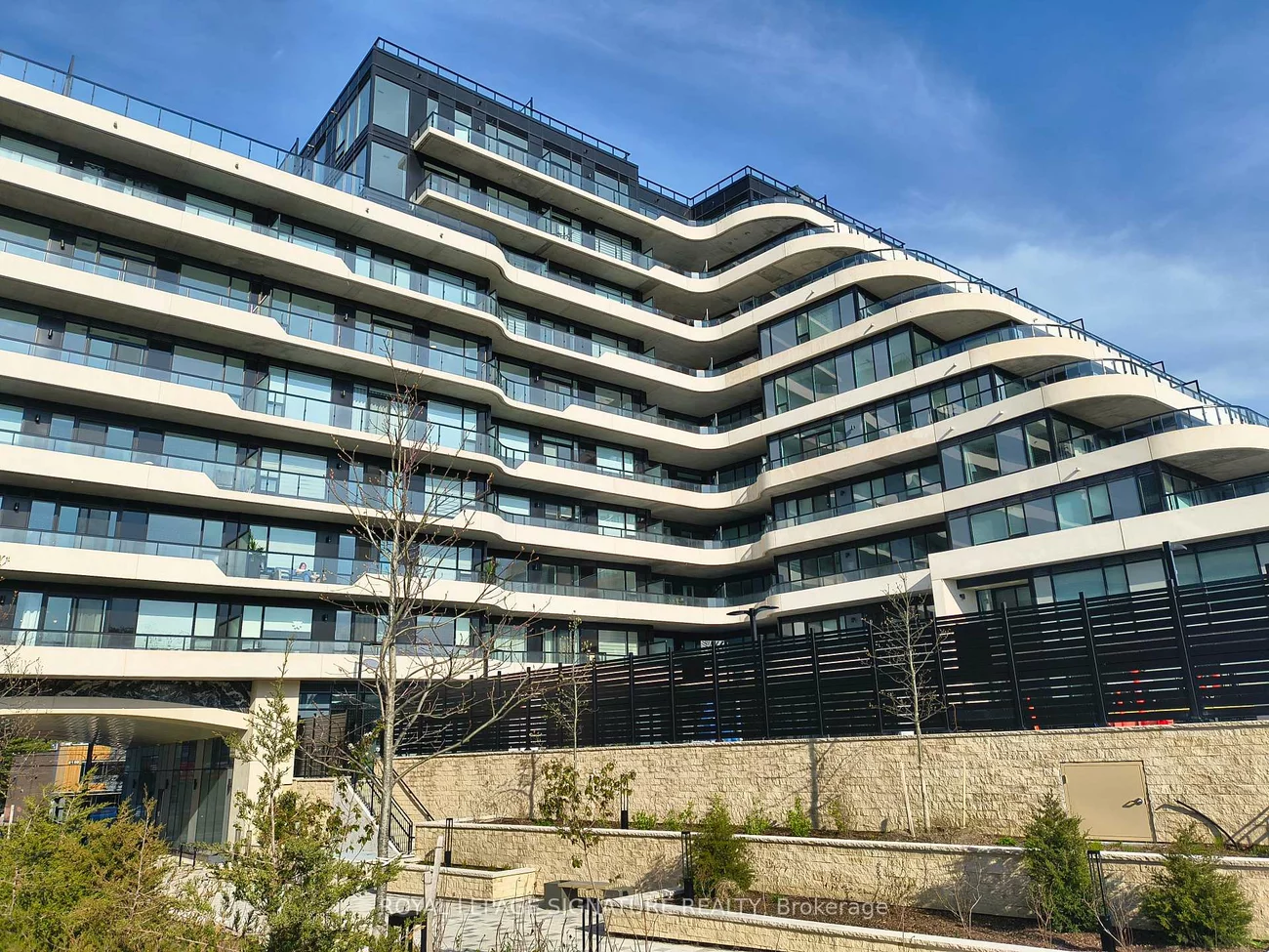 8188, Yonge, Uplands, Vaughan