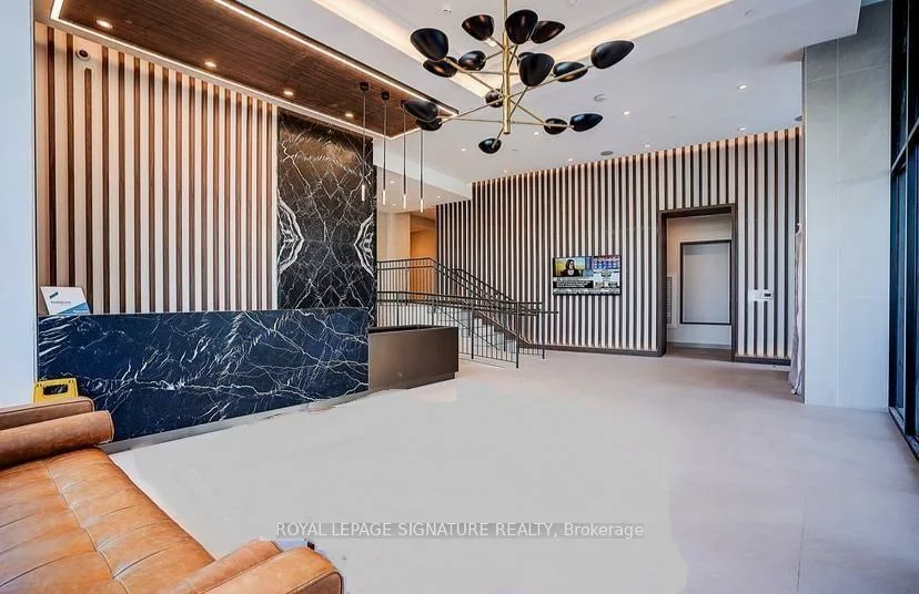 8188, Yonge, Uplands, Vaughan