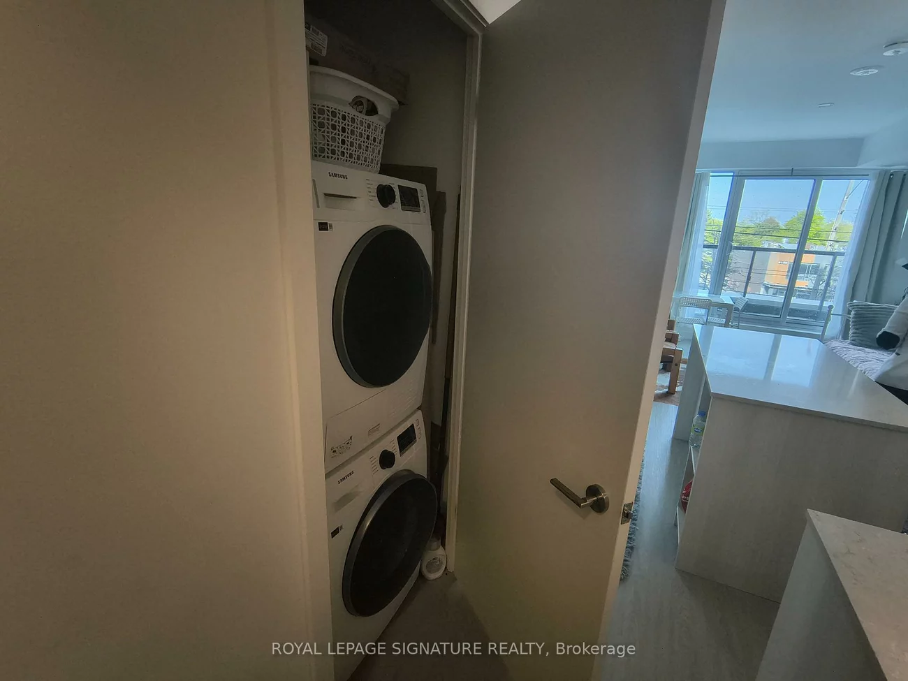 8188, Yonge, Uplands, Vaughan