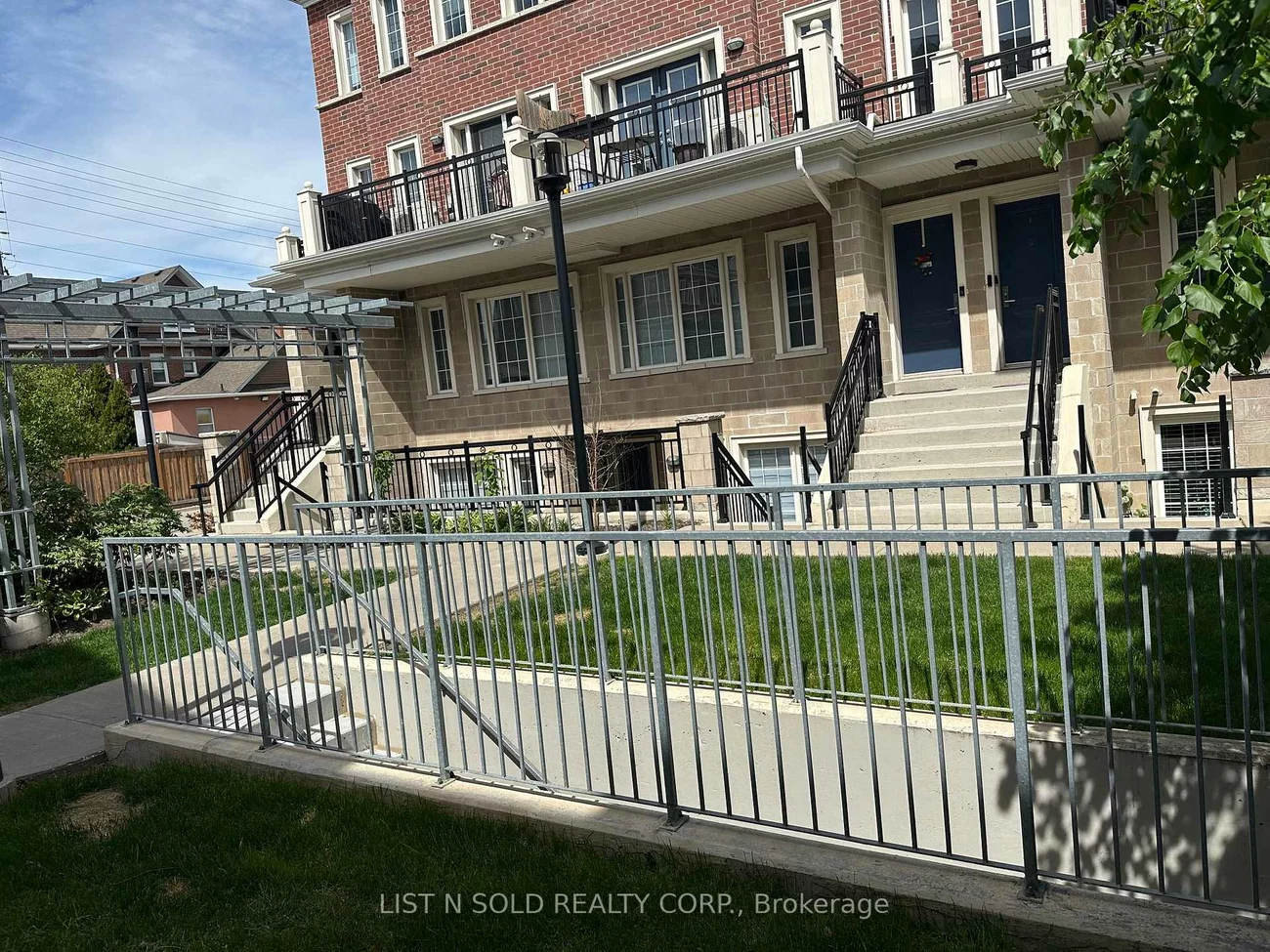 26, Bruce, East Woodbridge, Vaughan