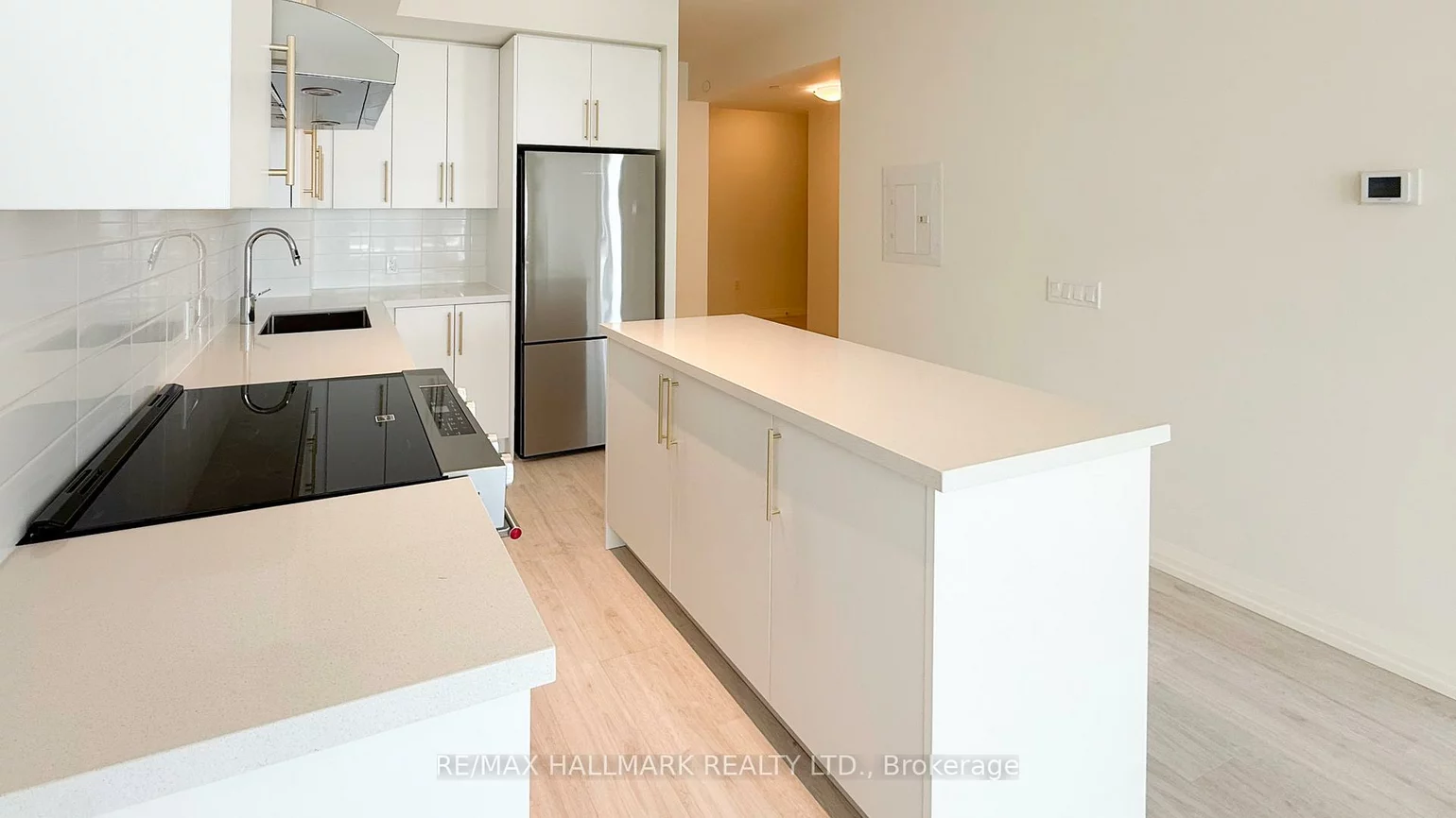 27, Korda, Vellore Village, Vaughan