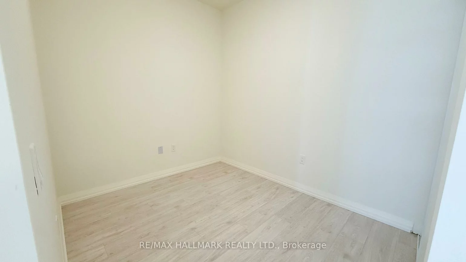27, Korda, Vellore Village, Vaughan