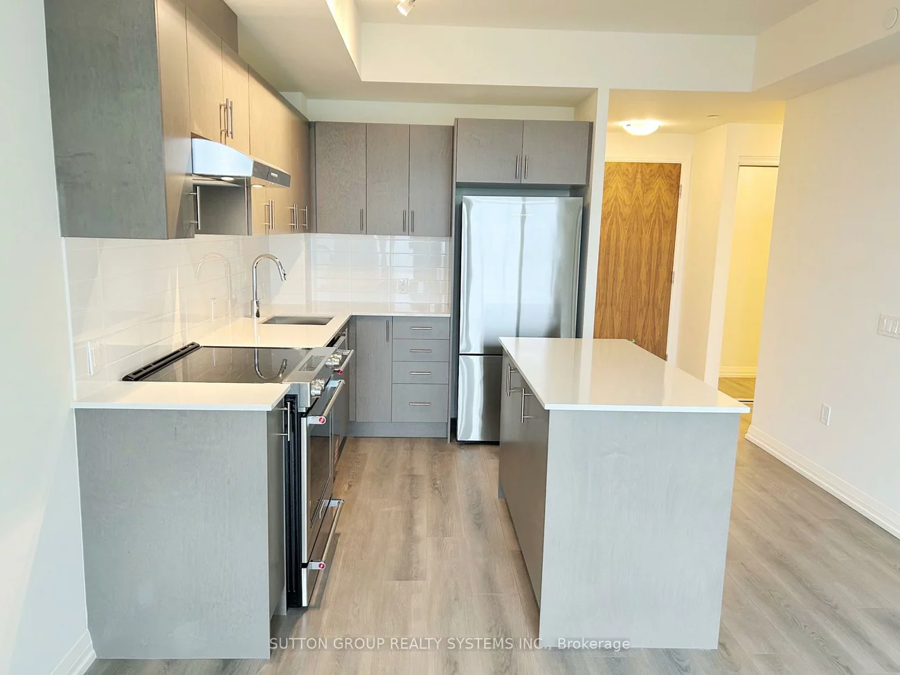 27, Korda, Vellore Village, Vaughan