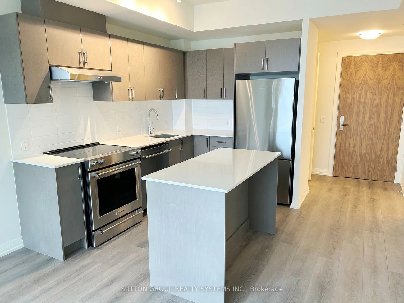 27, Korda, Vellore Village, Vaughan