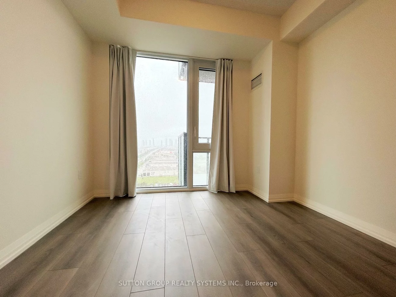 27, Korda, Vellore Village, Vaughan