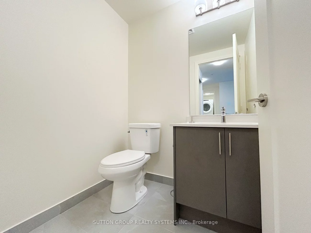 27, Korda, Vellore Village, Vaughan