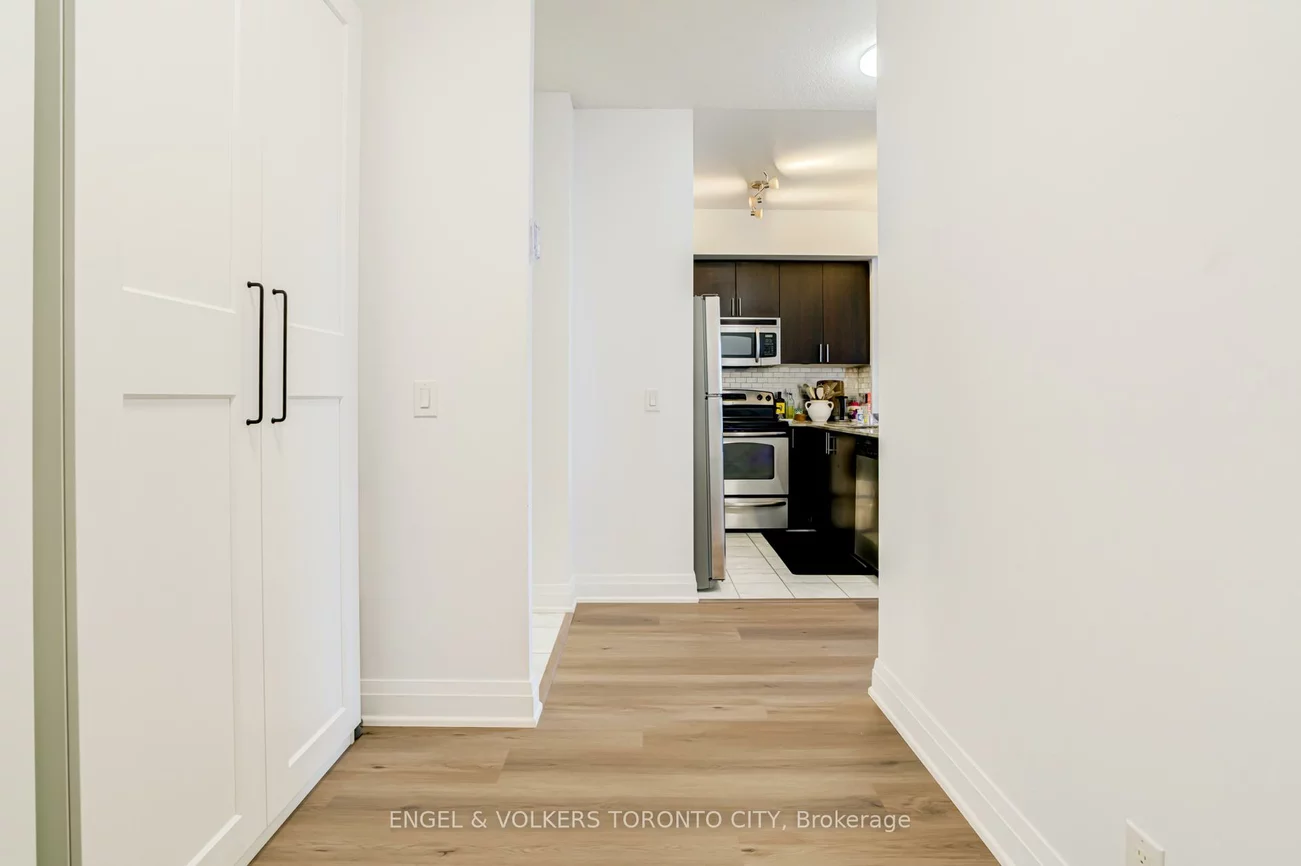 520, Steeles, Crestwood-Springfarm-Yorkhill, Vaughan