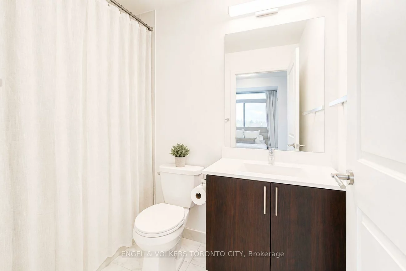 520, Steeles, Crestwood-Springfarm-Yorkhill, Vaughan