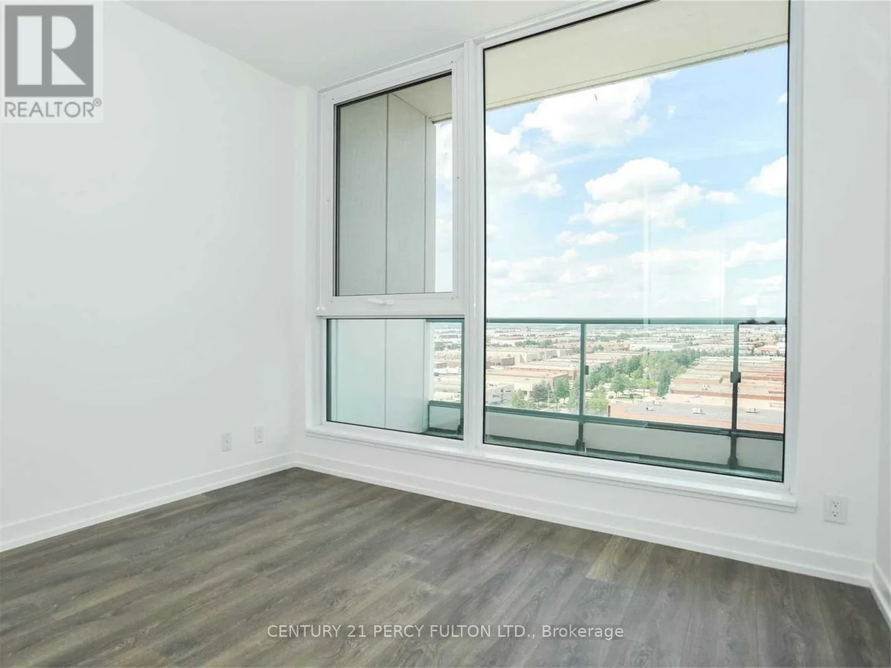 898, Portage, Vaughan Corporate Centre, Vaughan