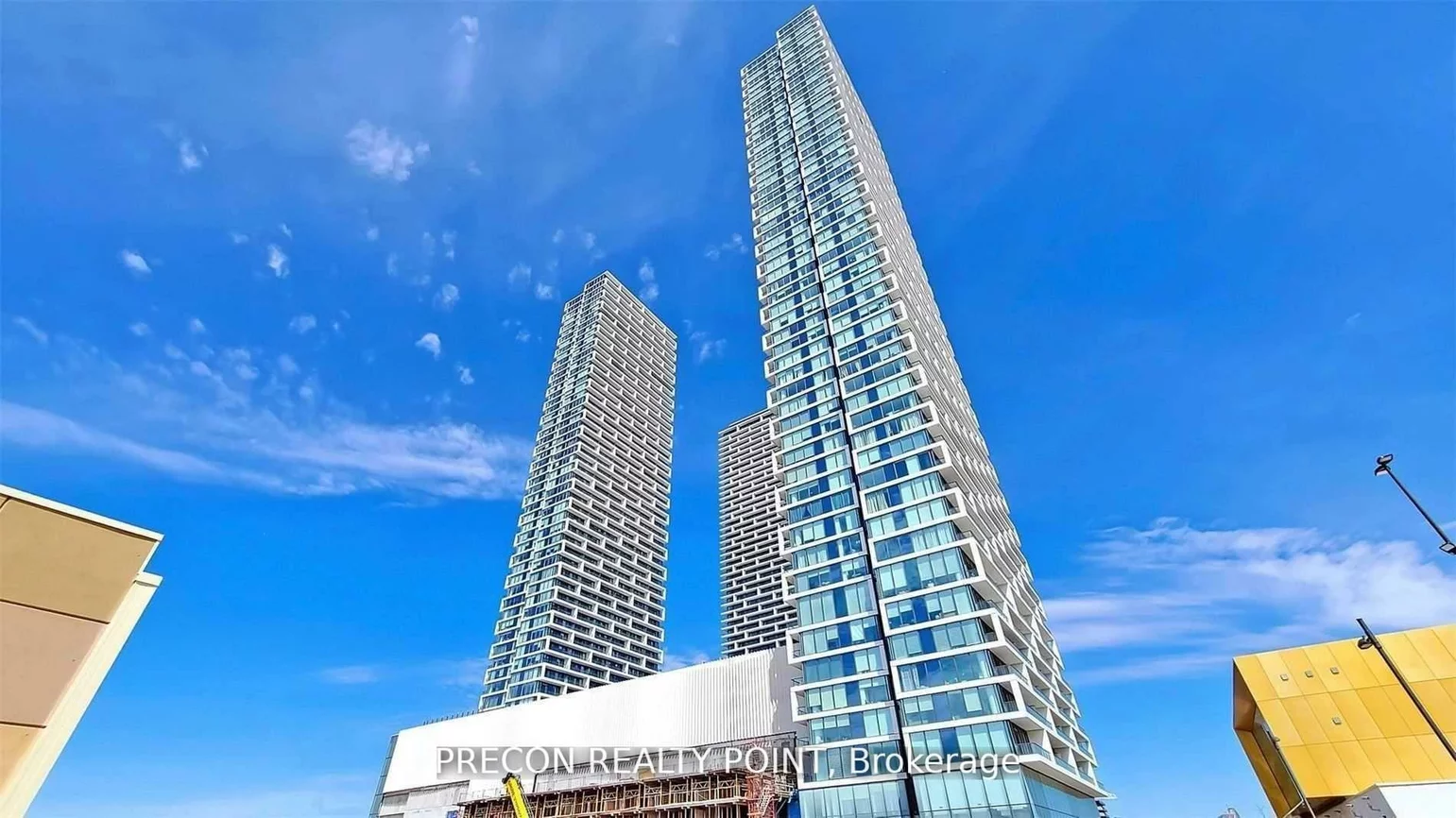 950, Portage, Vaughan Corporate Centre, Vaughan