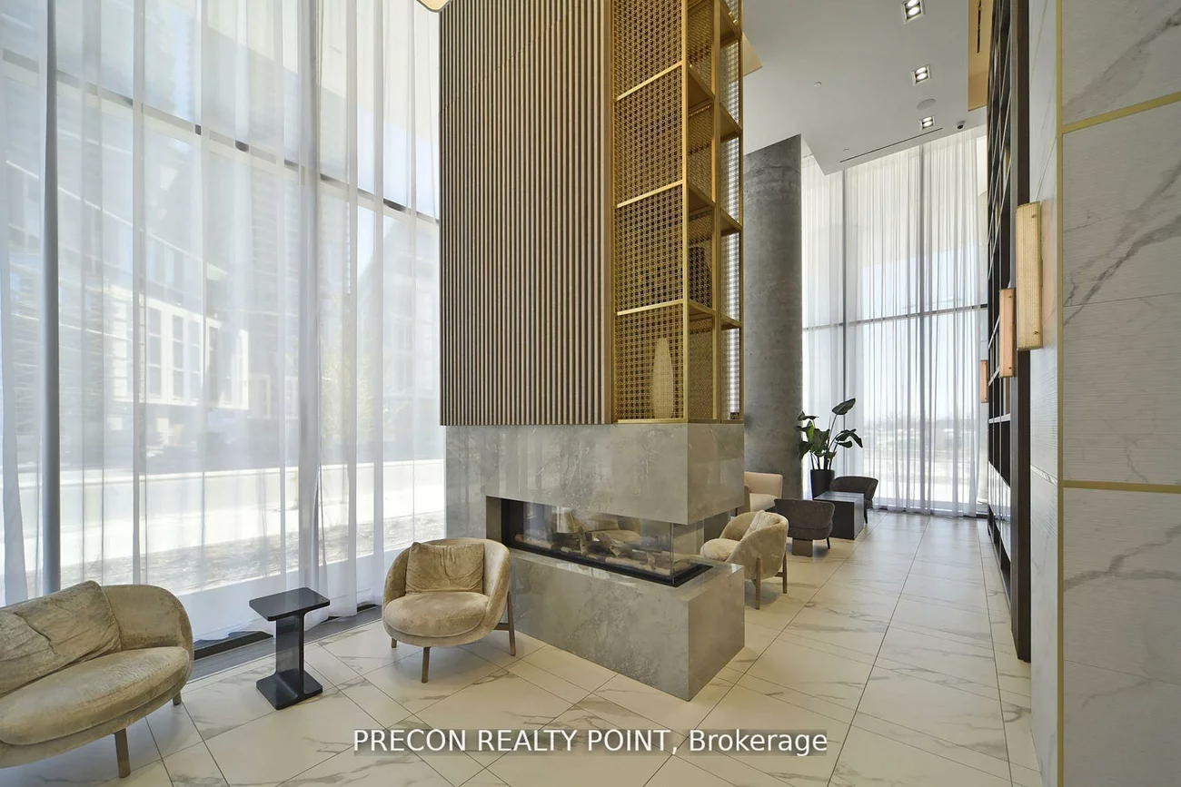 950, Portage, Vaughan Corporate Centre, Vaughan