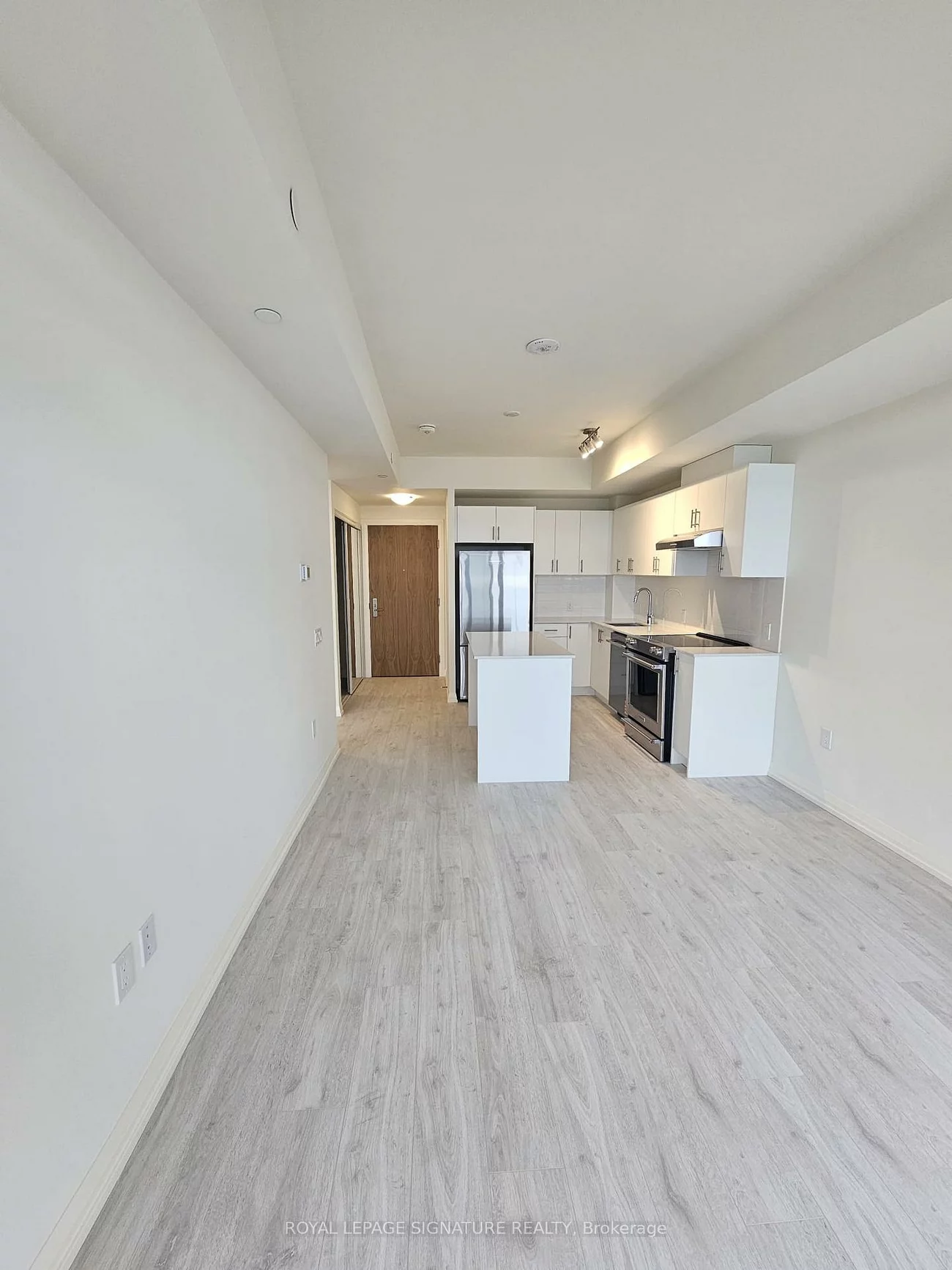 27, Korda, Vellore Village, Vaughan