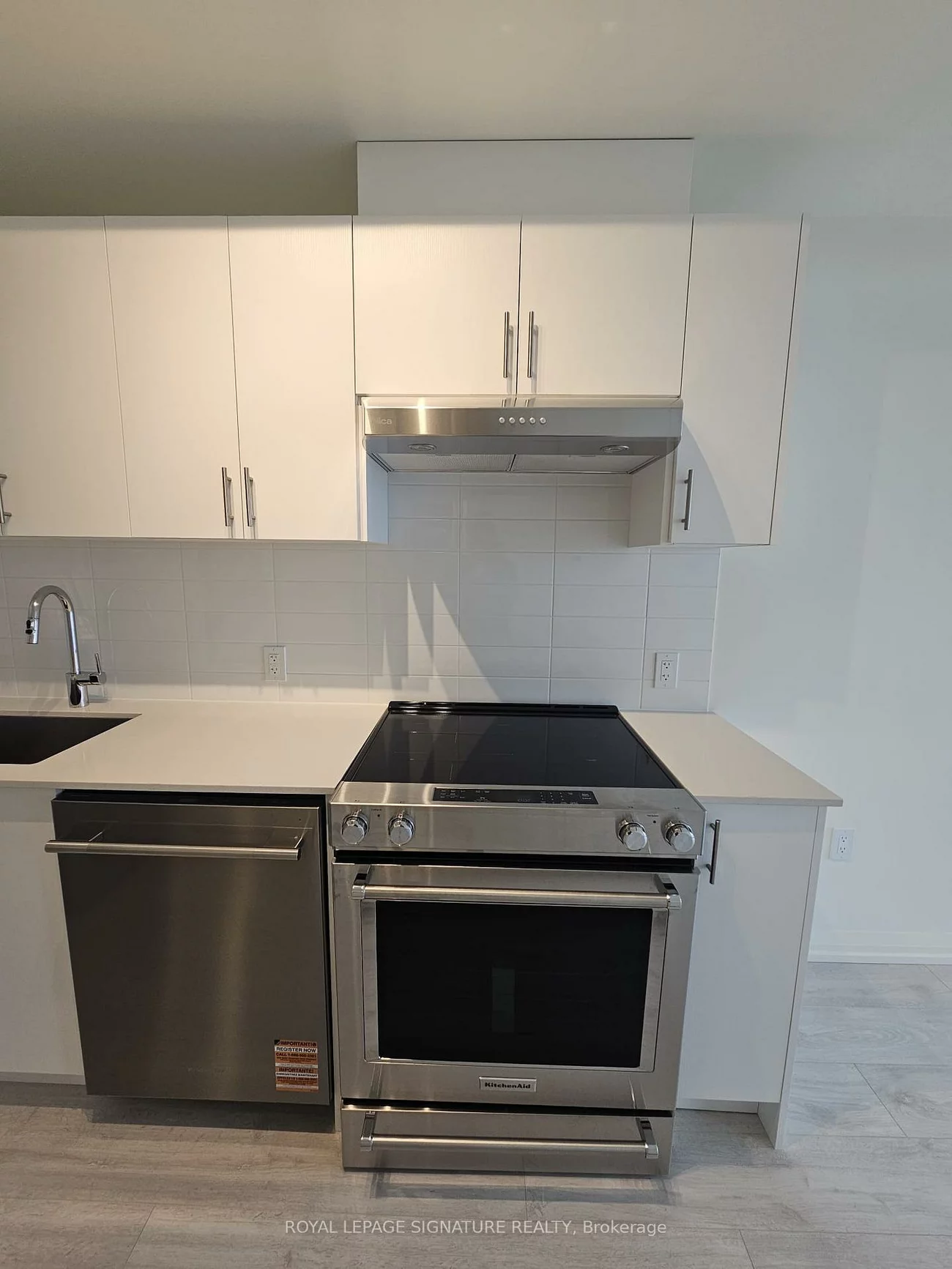 27, Korda, Vellore Village, Vaughan