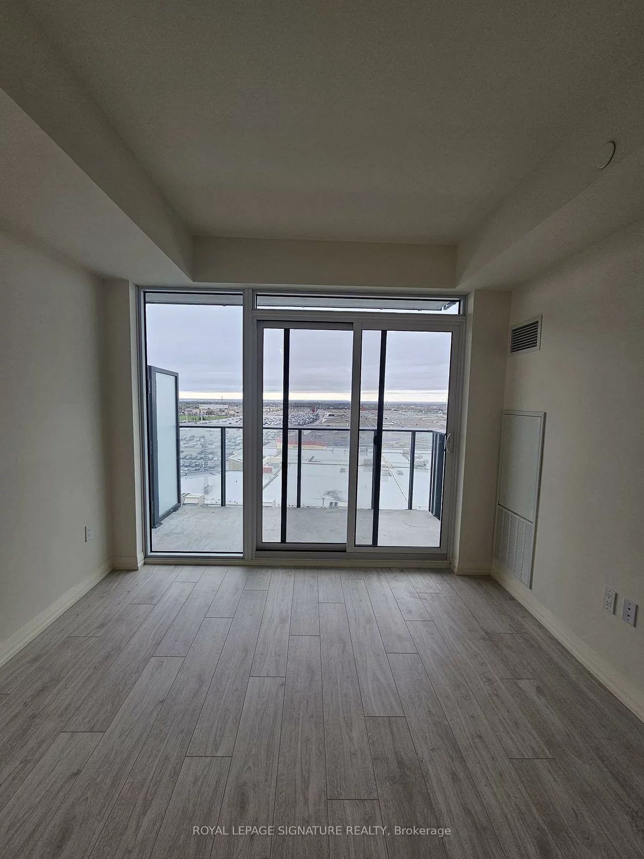 27, Korda, Vellore Village, Vaughan