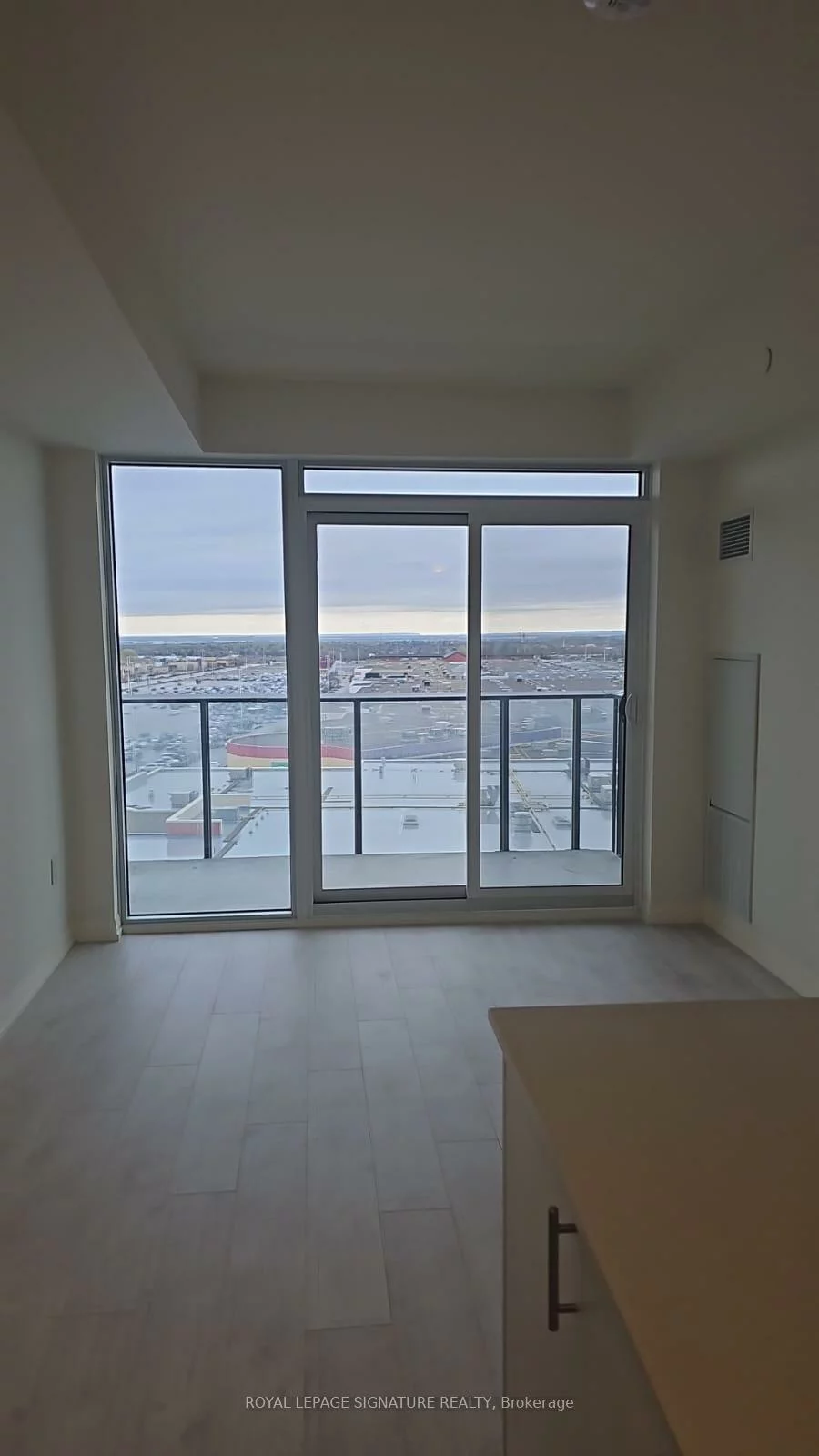 27, Korda, Vellore Village, Vaughan