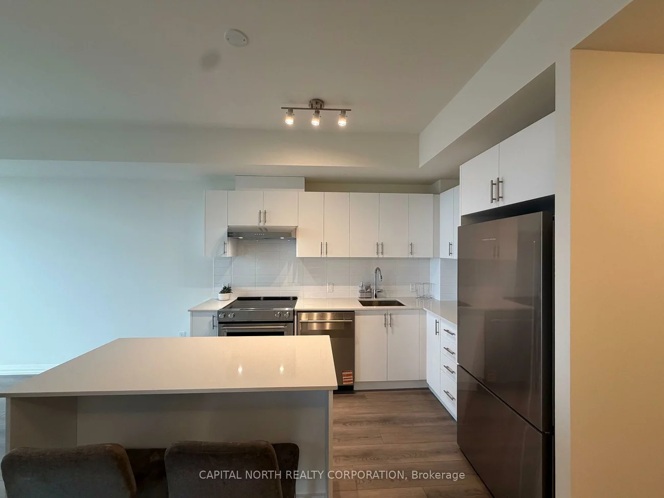 27, Korda, Vellore Village, Vaughan