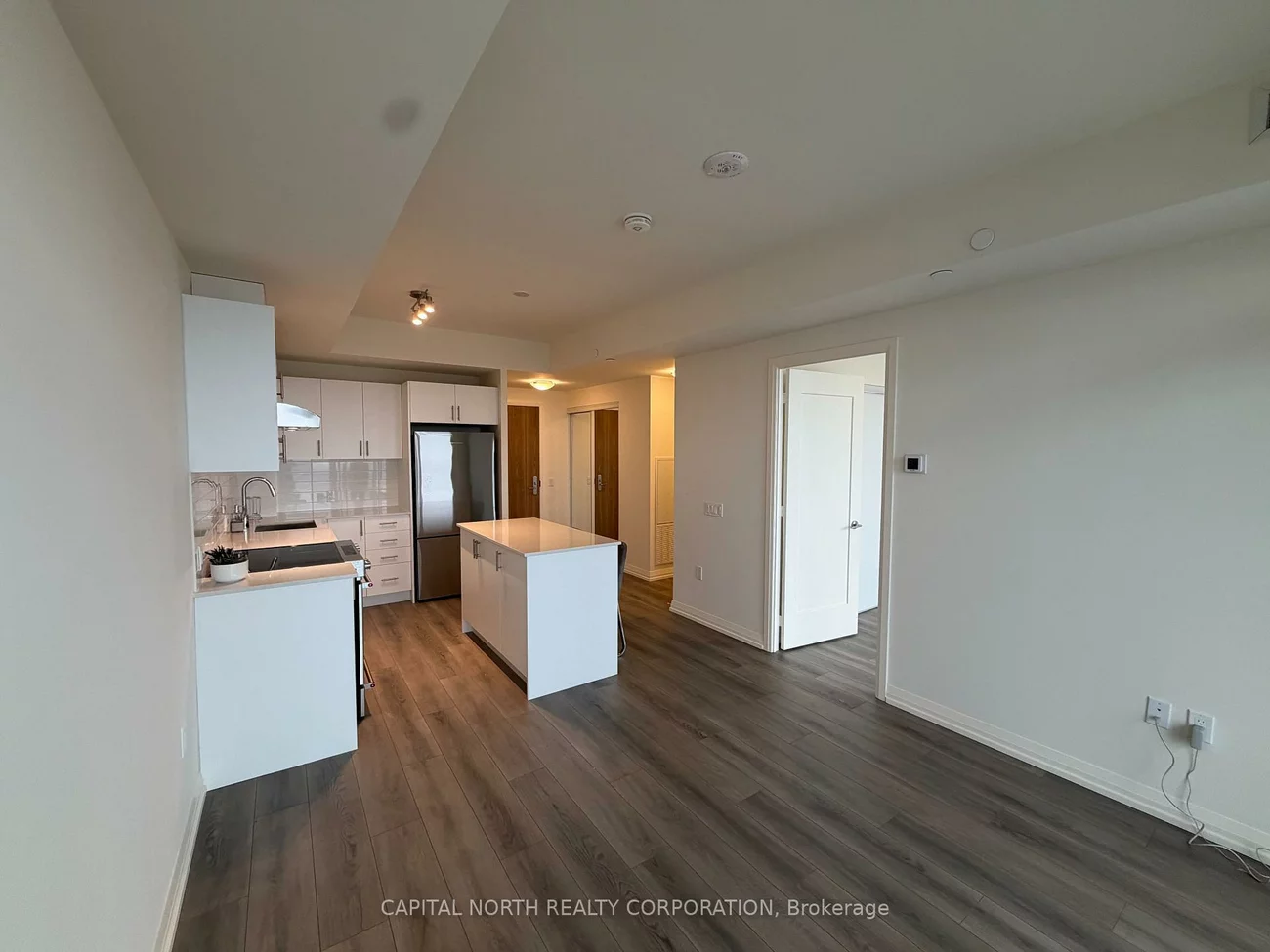 27, Korda, Vellore Village, Vaughan