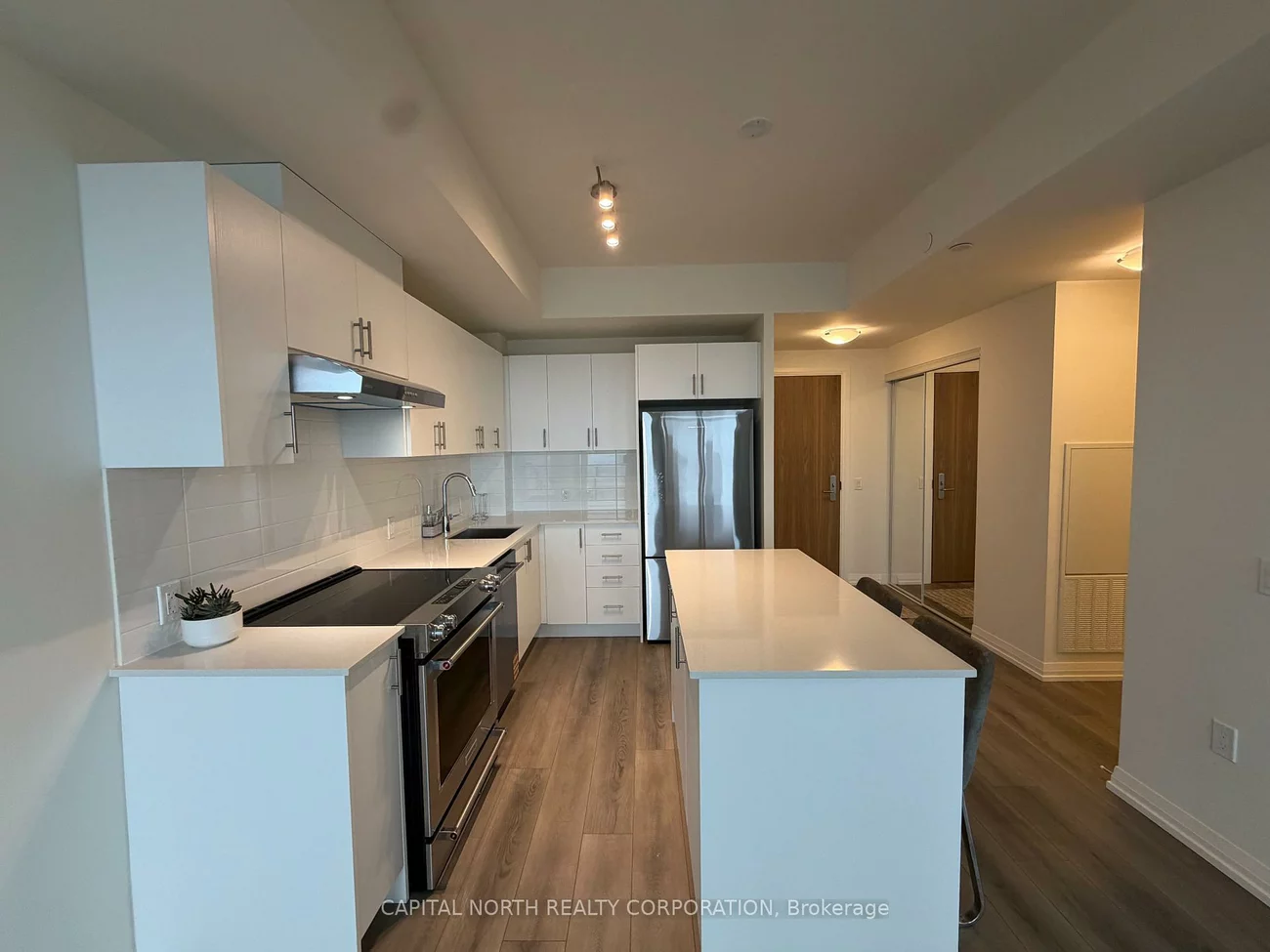 27, Korda, Vellore Village, Vaughan