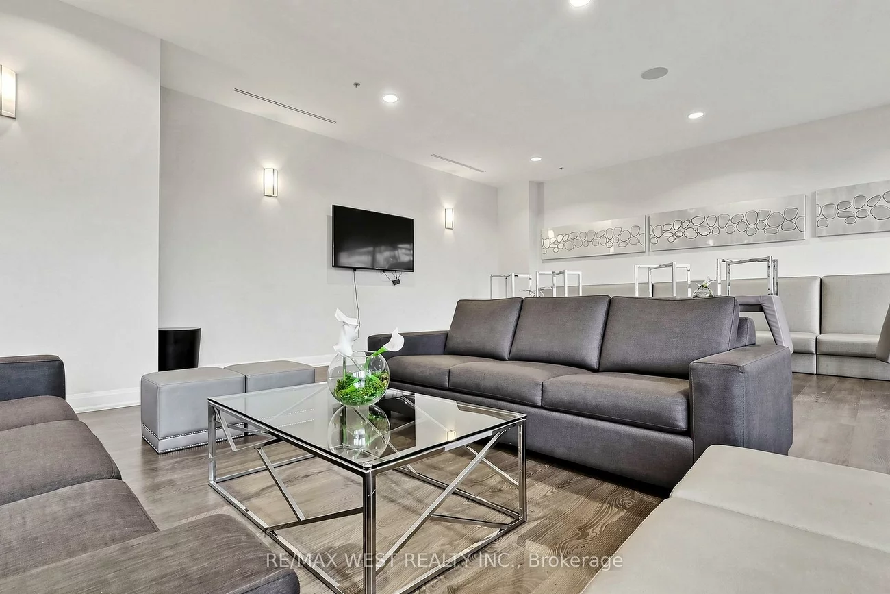 2900, Highway 7, Concord, Vaughan